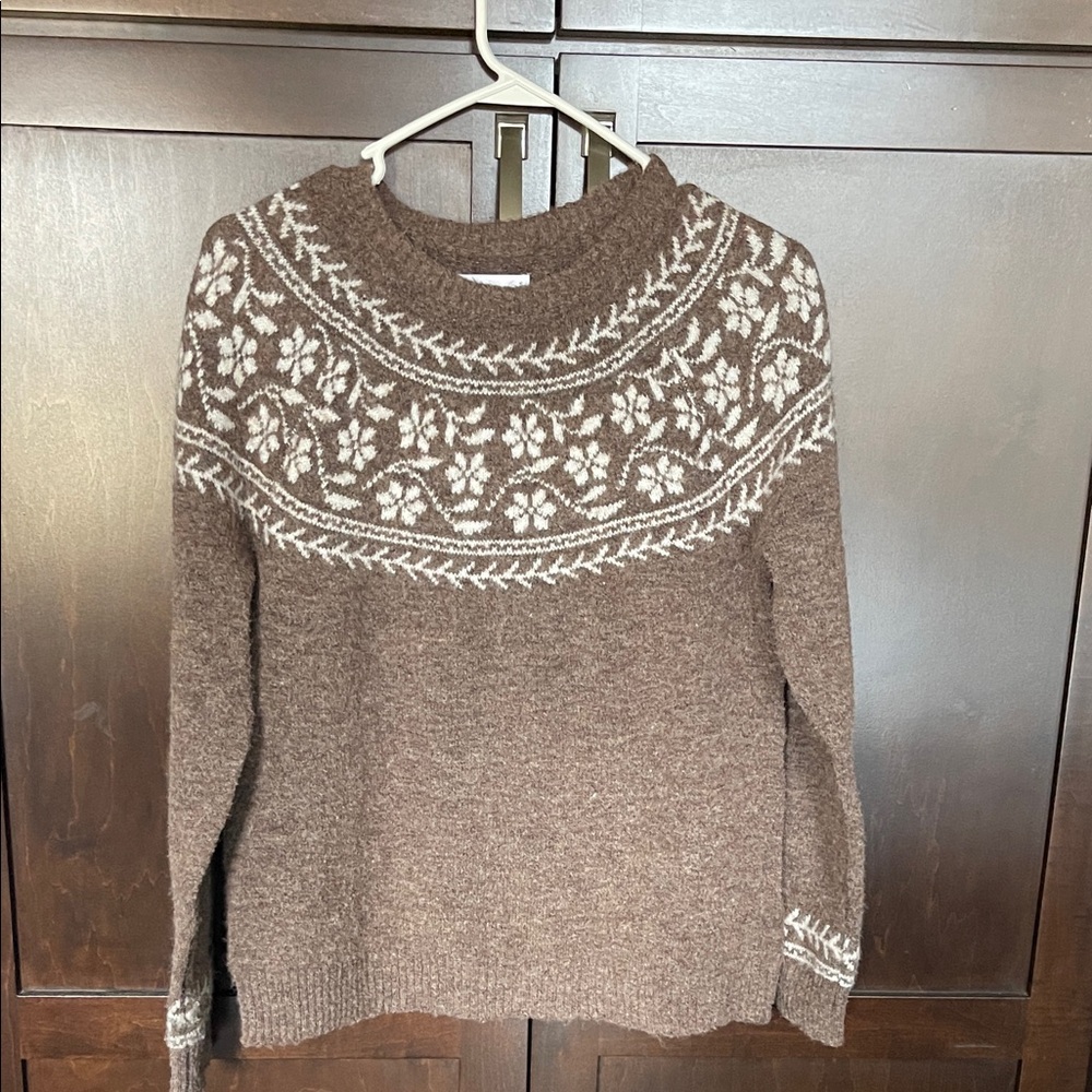Never worn Croft & Barrow Brown and Cream Knit Sweater, size small